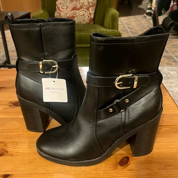 Bottes Femme En Cuir Noir Claiborne Taille 8.5 US - Talon Moyen Occasion